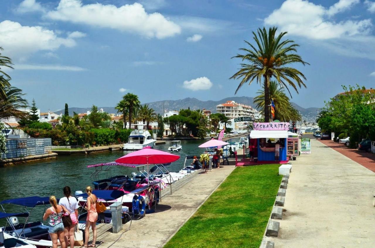 Holidays P14 Sea View Empuriabrava Extérieur photo