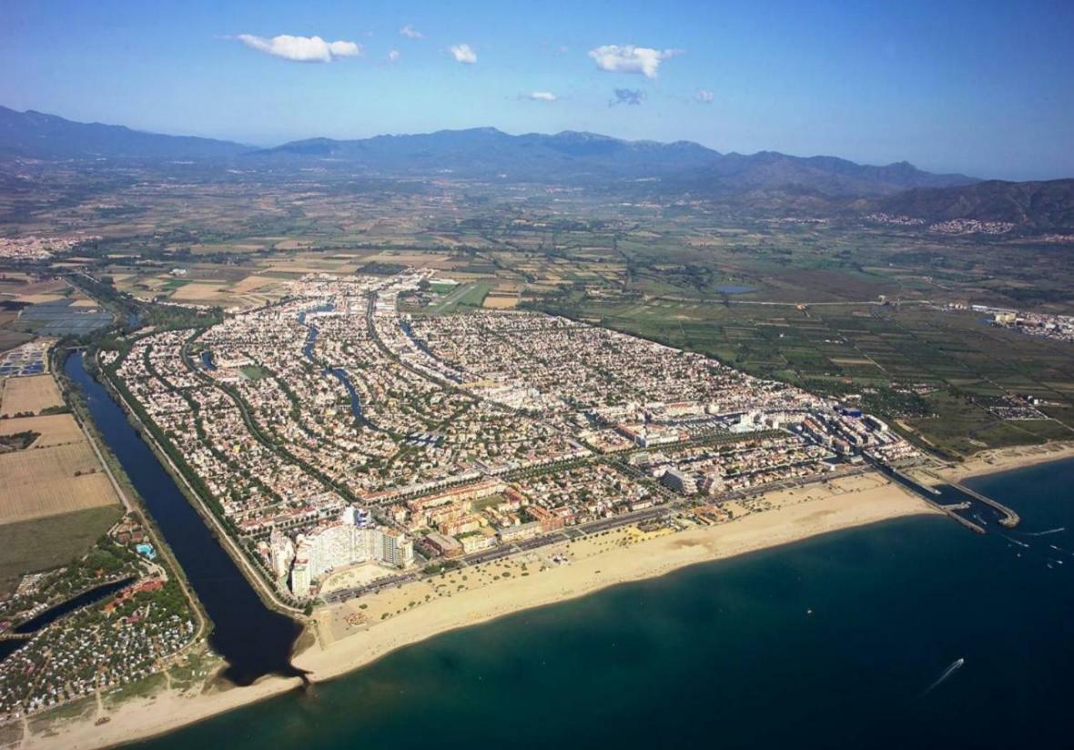 Holidays P14 Sea View Empuriabrava Extérieur photo